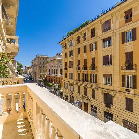 4 Bedroom Stunning In Apartment