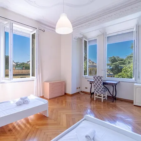 4 Bedroom Stunning In