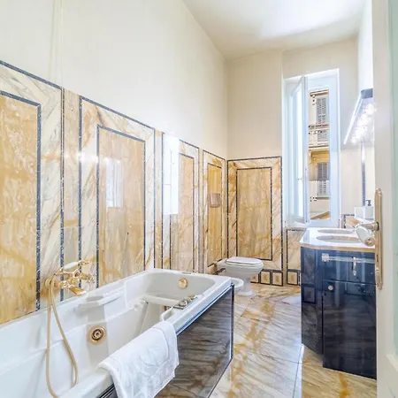 Apartamento Beautiful In With Kitchen Génova
